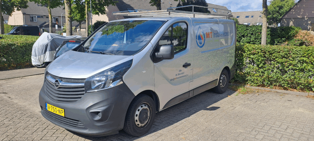 MT installatiebedrijf Ede, Gelderland, Wageningen, Veenendaal, Amersfoort, cover foto, bus, werkbus